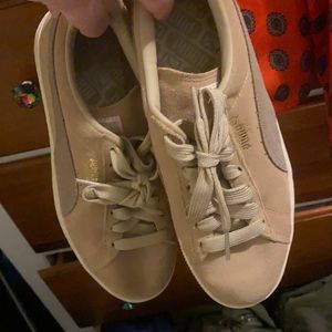 Tan puma sneakers